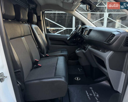 Белый Опель Виваро, объемом двигателя 2 л и пробегом 202 тыс. км за 18999 $, фото 22 на Automoto.ua