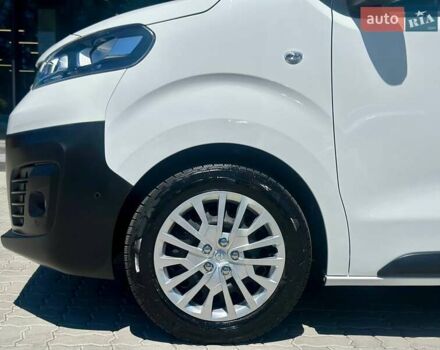 Білий Опель Віваро, об'ємом двигуна 1.5 л та пробігом 82 тис. км за 19900 $, фото 5 на Automoto.ua