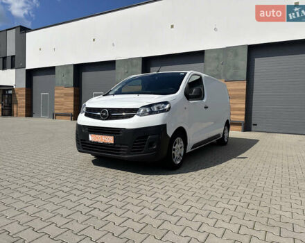 Белый Опель Виваро, объемом двигателя 1.5 л и пробегом 239 тыс. км за 13000 $, фото 6 на Automoto.ua