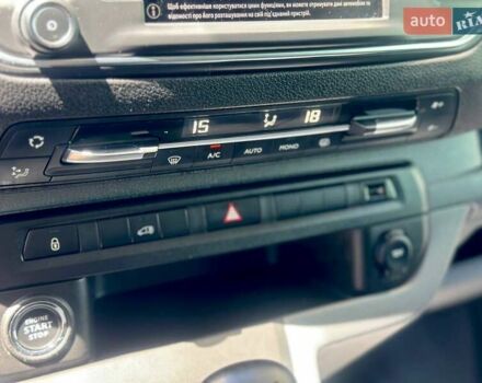 Білий Опель Віваро, об'ємом двигуна 1.5 л та пробігом 82 тис. км за 19900 $, фото 32 на Automoto.ua