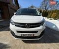 Белый Опель Виваро, объемом двигателя 2 л и пробегом 231 тыс. км за 16800 $, фото 1 на Automoto.ua