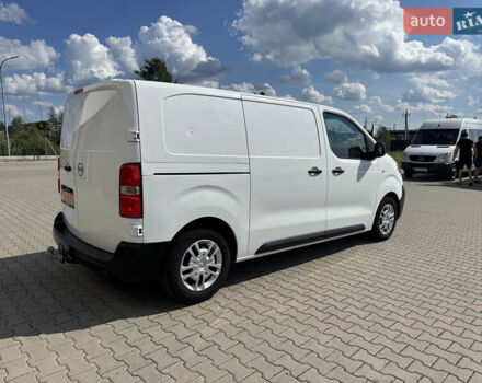 Белый Опель Виваро, объемом двигателя 1.5 л и пробегом 239 тыс. км за 13000 $, фото 7 на Automoto.ua