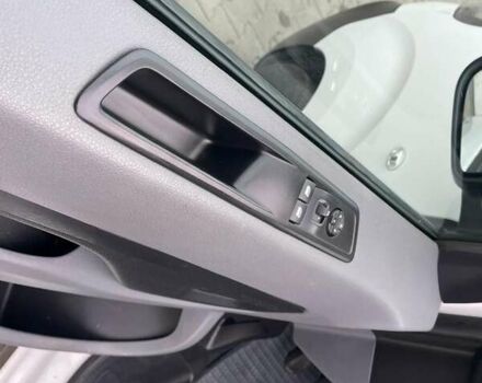 Белый Опель Виваро, объемом двигателя 2 л и пробегом 210 тыс. км за 16200 $, фото 14 на Automoto.ua