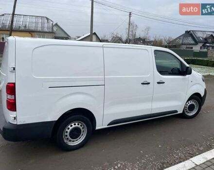 Білий Опель Віваро, об'ємом двигуна 2 л та пробігом 225 тис. км за 16000 $, фото 3 на Automoto.ua