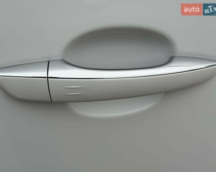 Белый Опель Виваро, объемом двигателя 2 л и пробегом 109 тыс. км за 19200 $, фото 17 на Automoto.ua