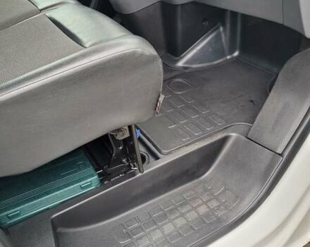 Белый Опель Виваро, объемом двигателя 2 л и пробегом 41 тыс. км за 22500 $, фото 16 на Automoto.ua