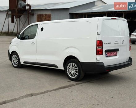 Белый Опель Виваро, объемом двигателя 2 л и пробегом 109 тыс. км за 19200 $, фото 6 на Automoto.ua