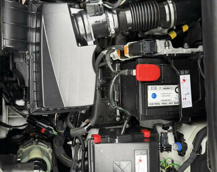 Белый Опель Виваро, объемом двигателя 2 л и пробегом 109 тыс. км за 19200 $, фото 33 на Automoto.ua