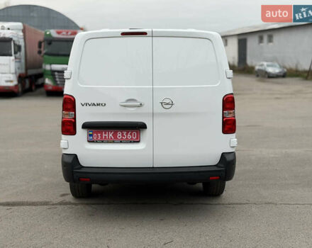 Белый Опель Виваро, объемом двигателя 2 л и пробегом 109 тыс. км за 19200 $, фото 7 на Automoto.ua