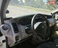 Белый Опель Виваро, объемом двигателя 2 л и пробегом 465 тыс. км за 6900 $, фото 3 на Automoto.ua