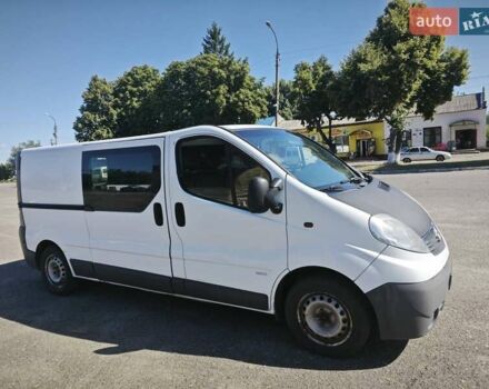 Белый Опель Виваро, объемом двигателя 2 л и пробегом 465 тыс. км за 6900 $, фото 9 на Automoto.ua