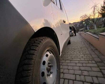 Белый Опель Виваро, объемом двигателя 1.6 л и пробегом 130 тыс. км за 15000 $, фото 10 на Automoto.ua