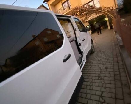 Белый Опель Виваро, объемом двигателя 1.6 л и пробегом 130 тыс. км за 15000 $, фото 11 на Automoto.ua