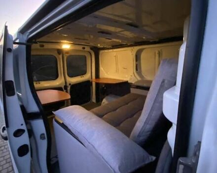 Белый Опель Виваро, объемом двигателя 1.6 л и пробегом 130 тыс. км за 15000 $, фото 12 на Automoto.ua