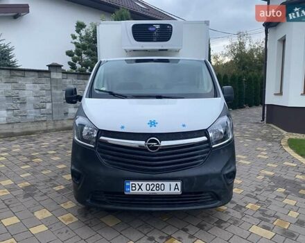 Білий Опель Віваро, об'ємом двигуна 1.6 л та пробігом 216 тис. км за 10299 $, фото 3 на Automoto.ua