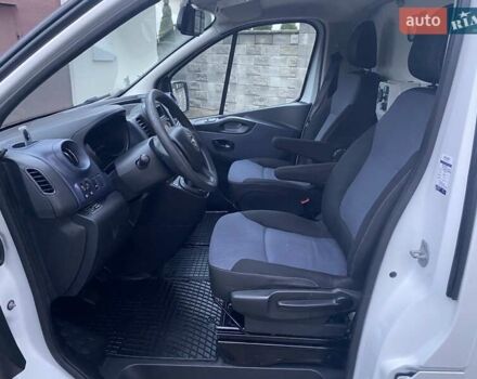 Білий Опель Віваро, об'ємом двигуна 1.6 л та пробігом 216 тис. км за 10299 $, фото 18 на Automoto.ua