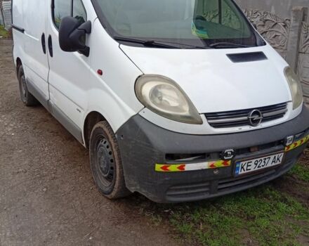 Белый Опель Виваро, объемом двигателя 1.9 л и пробегом 500 тыс. км за 3700 $, фото 1 на Automoto.ua