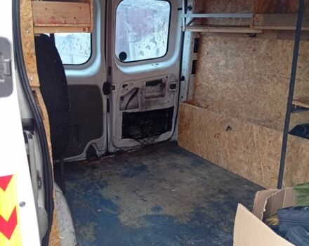 Белый Опель Виваро, объемом двигателя 1.9 л и пробегом 500 тыс. км за 3700 $, фото 8 на Automoto.ua