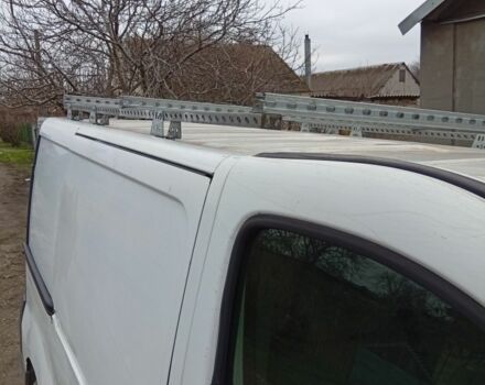 Белый Опель Виваро, объемом двигателя 1.9 л и пробегом 500 тыс. км за 3700 $, фото 9 на Automoto.ua