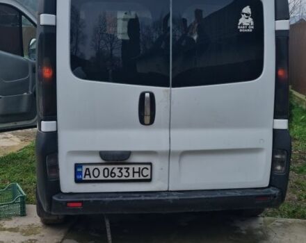 Белый Опель Виваро, объемом двигателя 1.9 л и пробегом 393 тыс. км за 5200 $, фото 3 на Automoto.ua