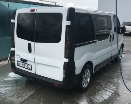 Белый Опель Виваро, объемом двигателя 1.9 л и пробегом 400 тыс. км за 5500 $, фото 5 на Automoto.ua