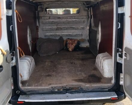 Білий Опель Віваро, об'ємом двигуна 1.9 л та пробігом 340 тис. км за 5800 $, фото 7 на Automoto.ua