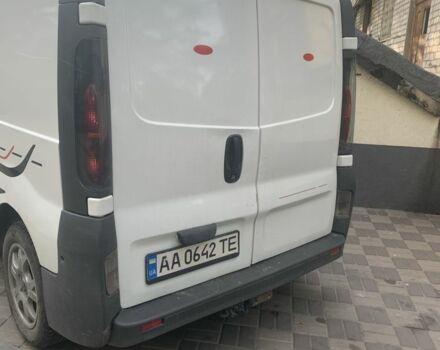 Білий Опель Віваро, об'ємом двигуна 1.9 л та пробігом 400 тис. км за 6000 $, фото 1 на Automoto.ua
