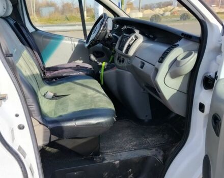 Білий Опель Віваро, об'ємом двигуна 1.9 л та пробігом 340 тис. км за 5800 $, фото 10 на Automoto.ua