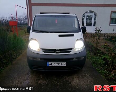 Білий Опель Віваро, об'ємом двигуна 1.9 л та пробігом 360 тис. км за 6400 $, фото 6 на Automoto.ua