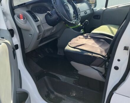 Білий Опель Віваро, об'ємом двигуна 1.9 л та пробігом 340 тис. км за 5800 $, фото 3 на Automoto.ua