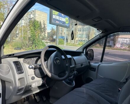 Белый Опель Виваро, объемом двигателя 1.9 л и пробегом 450 тыс. км за 4400 $, фото 5 на Automoto.ua