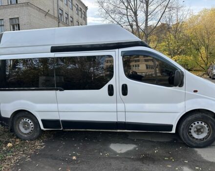 Белый Опель Виваро, объемом двигателя 1.9 л и пробегом 450 тыс. км за 4400 $, фото 3 на Automoto.ua