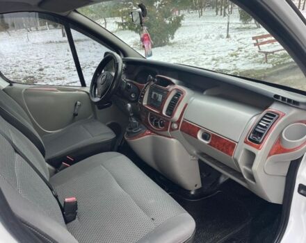 Белый Опель Виваро, объемом двигателя 1.9 л и пробегом 320 тыс. км за 8500 $, фото 9 на Automoto.ua