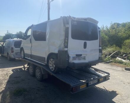 Белый Опель Виваро, объемом двигателя 2.5 л и пробегом 250 тыс. км за 2700 $, фото 1 на Automoto.ua