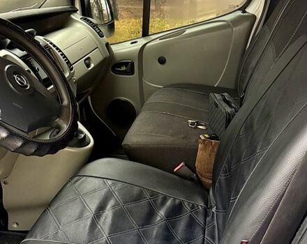 Белый Опель Виваро, объемом двигателя 1.9 л и пробегом 535 тыс. км за 4700 $, фото 2 на Automoto.ua