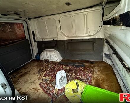 Белый Опель Виваро, объемом двигателя 1.9 л и пробегом 535 тыс. км за 4700 $, фото 4 на Automoto.ua