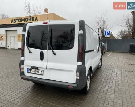 Белый Опель Виваро, объемом двигателя 1.9 л и пробегом 362 тыс. км за 6300 $, фото 5 на Automoto.ua