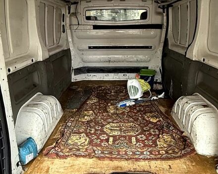 Белый Опель Виваро, объемом двигателя 1.9 л и пробегом 535 тыс. км за 4700 $, фото 5 на Automoto.ua