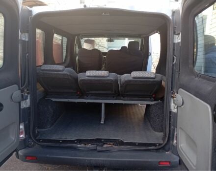 Белый Опель Виваро, объемом двигателя 1.9 л и пробегом 384 тыс. км за 7600 $, фото 4 на Automoto.ua