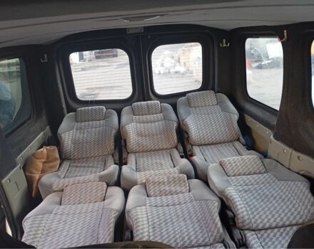 Белый Опель Виваро, объемом двигателя 1.9 л и пробегом 384 тыс. км за 7600 $, фото 3 на Automoto.ua