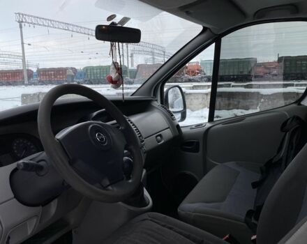 Білий Опель Віваро, об'ємом двигуна 2 л та пробігом 270 тис. км за 6999 $, фото 7 на Automoto.ua