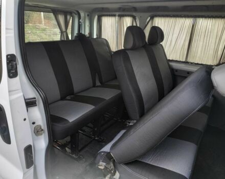 Белый Опель Виваро, объемом двигателя 2.5 л и пробегом 147 тыс. км за 8700 $, фото 10 на Automoto.ua