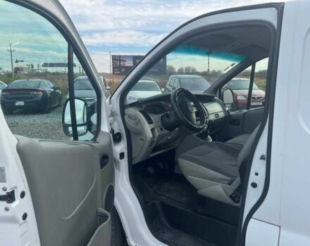 Белый Опель Виваро, объемом двигателя 2 л и пробегом 312 тыс. км за 6990 $, фото 14 на Automoto.ua
