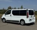 Белый Опель Виваро, объемом двигателя 2.5 л и пробегом 223 тыс. км за 8800 $, фото 6 на Automoto.ua