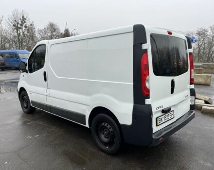 Білий Опель Віваро, об'ємом двигуна 2 л та пробігом 270 тис. км за 6999 $, фото 4 на Automoto.ua