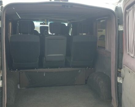 Белый Опель Виваро, объемом двигателя 2 л и пробегом 300 тыс. км за 7900 $, фото 7 на Automoto.ua