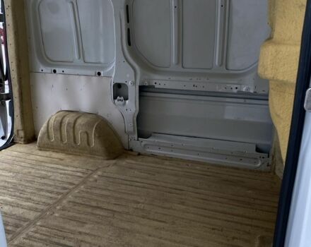 Білий Опель Віваро, об'ємом двигуна 2 л та пробігом 270 тис. км за 6999 $, фото 10 на Automoto.ua