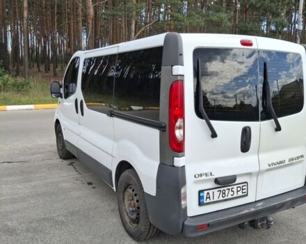 Белый Опель Виваро, объемом двигателя 2.5 л и пробегом 278 тыс. км за 10500 $, фото 1 на Automoto.ua