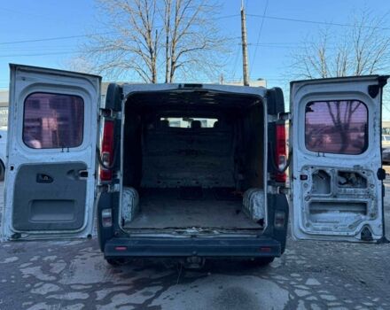 Белый Опель Виваро, объемом двигателя 2 л и пробегом 426 тыс. км за 5800 $, фото 11 на Automoto.ua