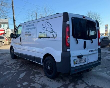 Белый Опель Виваро, объемом двигателя 2 л и пробегом 426 тыс. км за 5800 $, фото 9 на Automoto.ua